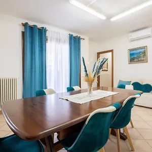 https://le-viole.in-sardinia.net
